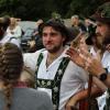 Einer der ersten Viehscheid, fand heute in Oberstaufen statt. 16 Alpen mit mehr als 1.000 Tieren kamen vom Berg ins Tal zurück. Mehrere tausend Besucher waren dazu in Oberstaufen zu Gast und empfingen die Tiere im Tal. Auch Ministerpräsident Markus Söder war vor Ort.