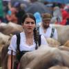 Einer der ersten Viehscheid, fand heute in Oberstaufen statt. 16 Alpen mit mehr als 1.000 Tieren kamen vom Berg ins Tal zurück. Mehrere tausend Besucher waren dazu in Oberstaufen zu Gast und empfingen die Tiere im Tal. Auch Ministerpräsident Markus Söder war vor Ort.