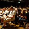 Am Mittwochabend stand Kurt Krömer in der mit mehr als 600 Zuschauern ausverkauften Kultbox auf der Bühne. Krömer entpuppte sich dabei als waschechte Rampensau und schreckte auch vor drastischen Publikumsbeschimpfungen nicht zurück. So kennen ihn die Fans.