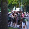 Am Sonntag kam die Sonne zurück auf die Festwoche. Nach zwei Tagen Regen konnten die Besucherinnen und Besucher zum Abschluss nochmal bei strahlend blauem Himmel die Allgäuer Festwoche genießen. Viele gönnten sich ein Eis. Lange Schlangen bildeten sich vor den Fahrgeschäften hinter dem Festzelt, wo nicht nur die Schützenvereine ein wohlverdientes Bier genossen.
Allgäuer Festwoche 2022: OB Kiechle "überglücklich"!