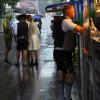 Der Donnerstag machte seinem Namen alle Ehre auf der Allgäuer Festwoche. Am Abend fegte ein Regenschauer über das Festgelände - zeitweise musste das Festwochengelände sogar geräumt werden. Im Laufe des Abends beruhigte sich die Wetterlage dann aber wieder. Die Folge: Volle Festzelte und jede Menge gute Laune.