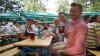 Bei bestem Wetter strömten zahlreiche Besucher am Sonntagabend zur Allgäuer Festwoche. Bei bester Laune genossen die Gäste Bier und Essen in den Bierzelten und an den Foodtrucks auf dem Gelände. Ein besonderes Highlight bekamen die Gäste auf der Bühne im Stadtpark. Die Tanztruppe "Stepptanz! Werkstatt Kempten" begeisterte die Besucherinnen und Besucher.