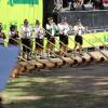 Auch am Montag war auf der Allgäuer Festwoche so Einiges los. Bei schönem Wetter kamen zahlreiche Besucher und genossen den Tag in vollen Zügen. Groß und Klein kamen dabei auf ihre Kosten. Es wurde gelacht, geredet, getrunken und gegessen. Für die gute Stimmung sorgten neben Musikkapellen auch eine ganze Reihe Alphörner. In unserer Bildergalerie sehen sie die besten Bilder des Festwochen-Montags.