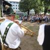 Auch am Montag war auf der Allgäuer Festwoche so Einiges los. Bei schönem Wetter kamen zahlreiche Besucher und genossen den Tag in vollen Zügen. Groß und Klein kamen dabei auf ihre Kosten. Es wurde gelacht, geredet, getrunken und gegessen. Für die gute Stimmung sorgten neben Musikkapellen auch eine ganze Reihe Alphörner. In unserer Bildergalerie sehen sie die besten Bilder des Festwochen-Montags.