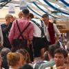 Der Donnerstag machte seinem Namen alle Ehre auf der Allgäuer Festwoche. Am Abend fegte ein Regenschauer über das Festgelände - zeitweise musste das Festwochengelände sogar geräumt werden. Im Laufe des Abends beruhigte sich die Wetterlage dann aber wieder. Die Folge: Volle Festzelte und jede Menge gute Laune.