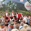 Auch am Montag war auf der Allgäuer Festwoche so Einiges los. Bei schönem Wetter kamen zahlreiche Besucher und genossen den Tag in vollen Zügen. Groß und Klein kamen dabei auf ihre Kosten. Es wurde gelacht, geredet, getrunken und gegessen. Für die gute Stimmung sorgten neben Musikkapellen auch eine ganze Reihe Alphörner. In unserer Bildergalerie sehen sie die besten Bilder des Festwochen-Montags.