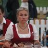 Am Freitagnachmittag gab wegen des Dauerregens nicht viele Besucher auf der Festwoche. Dennoch ließen sich die Besucher und die Angestellten den Spaß nicht verderben. Auch die Festzelte waren wieder gut besucht.