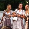 Obwohl die grauen Wolken nichts Gutes verhießen, strömten wieder zahlreiche Besucher in die Festzelte auf der Allgäuer Festwoche. Die Band "Bergluft" sorgte im Stiftzelt für gute Stimmung. Kunst- und Kulturliebhaber bekamen auf der Stadtbühne traditionelle Volkstänze aus Bayern und dem Orient zu sehen.
Festgelände wegen Unwetter geräumtSpäter am Abend machte das Wetter den Feiernden dann doch einen Strich durch die Rechnung. Wie die Allgäuer Zeitung berichtet, musste das Festwochengelände  gegen 23:00 Uhr wegen eines Unwetters geräumt werden.