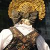 Obwohl die grauen Wolken nichts Gutes verhießen, strömten wieder zahlreiche Besucher in die Festzelte auf der Allgäuer Festwoche. Die Band "Bergluft" sorgte im Stiftzelt für gute Stimmung. Kunst- und Kulturliebhaber bekamen auf der Stadtbühne traditionelle Volkstänze aus Bayern und dem Orient zu sehen.
Festgelände wegen Unwetter geräumtSpäter am Abend machte das Wetter den Feiernden dann doch einen Strich durch die Rechnung. Wie die Allgäuer Zeitung berichtet, musste das Festwochengelände  gegen 23:00 Uhr wegen eines Unwetters geräumt werden.