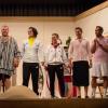 Am Dienstag, 02. August 2022 hatte die Bauernbühne der Kolpingfamilie Pfronten nach 3-jähriger coronabedingter Zwangspause wieder eine Theater-Aufführung. Die Premiere fand mit Zahlreichen Besuchern im Pfarrheim Pfronten statt.
Stück kam gut anDas Stück "Wenn einer eine Reise tut…" wurde mit vom Publikum begeistern gefeiert. Die Akteure bekamen viel Szenenapplaus und das herzhafte lachen des Publikums zeigte den Schauspielern dass, das Stück beim Publikum sehr gut ankam.