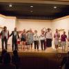 Am Dienstag, 02. August 2022 hatte die Bauernbühne der Kolpingfamilie Pfronten nach 3-jähriger coronabedingter Zwangspause wieder eine Theater-Aufführung. Die Premiere fand mit Zahlreichen Besuchern im Pfarrheim Pfronten statt.
Stück kam gut anDas Stück "Wenn einer eine Reise tut…" wurde mit vom Publikum begeistern gefeiert. Die Akteure bekamen viel Szenenapplaus und das herzhafte lachen des Publikums zeigte den Schauspielern dass, das Stück beim Publikum sehr gut ankam.