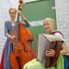 Am Freitag, 29.07.2022 gab es bei der Oberstdorfer Bergnacht ab 17 Uhr Live Musik in den Straßen, dazu unter anderem Nachtwächterwanderungen, Trachtler, Ausstellungen und Signierstunden. Die Geschäfte waren bis 23 Uhr geöffnet, in den Restaurants und Wirtschaften gab es kulinarische Genüsse. Das Motto hieß: "Kumm ring, k'hear ing, g'sellig sing", frei übersetzt: "Komm herein, kehre ein, sei gesellig". Eingeladen hatte der Gewerbeverband "Oberstdorf-Aktiv e.V.".