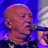 Am vergangenen Sonntag traf sich die Rock-Szene im Roxy in Ulm. Die legendäre Hardrock-Band Rose Tattoo machte hier während der "Once in a Lifetime"-Tour Station. Die Band um Sänger "Angry" Anderson, der von Anfang an (1976) dabei ist und in 3 Tagen seinen 75-sten Geburtstag feiert, heizte dem Publikum im Sound-Stil der frühen AC/DC richtig ein. Schließlich werden sie in ihrer Heimat Australien "Little AC/DC" genannt.