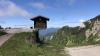  
Der Tegelberg bietet mit gleich drei Klettersteigen und einigen Wanderwegen viel Platz für Bergbegeisterte. Wer jedoch nach einem Abenteuer zusammen mit der Familie und den Kindern sucht, der sollte sich erst einmal den Gelbe Wand Klettersteig vornehmen. Denn dieser Steig ist für Anfänger in der Klettersteig-Szene sehr gut geeignet.
 
 
