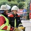 Am vergangenen Samstag fand im Sigmarszeller Ortsteil Bösenreutin der "Tag der Vereine" statt.  Am Samstagnachmittag stellte sich auch die Feuerwehr Bösenreutin den Bürgerinnen und Bürgern vor. 
Zimmerbrand als ÜbungseinsatzBei einen kleinen Einsatz Übung wurden angenommen das es in einem Wohnhaus zu einem Zimmerbrand gekommen ist und zwei Bewohner vermisst werden. Die ehrenamtlichen Einsatzkräfte, unterstützt durch die Jugendfeuerwehr, retteten die Bewohner.