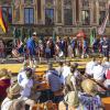 Am Freitag hat Stadtbüttel Gottfried Voigt traditionell den Fischertag auf dem Marktplatz ausgerufen. Für Musik sorgte die Musikkapelle Amendingen die Gäste unterhielt. Die Bewirtung der Gäste übernahmen Gruppen des Fischtagsvereins. 

Weitere Informationen finden Sie auf allgäuer-zeitung.de.