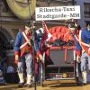 Am Freitag hat Stadtbüttel Gottfried Voigt traditionell den Fischertag auf dem Marktplatz ausgerufen. Für Musik sorgte die Musikkapelle Amendingen die Gäste unterhielt. Die Bewirtung der Gäste übernahmen Gruppen des Fischtagsvereins. 

Weitere Informationen finden Sie auf allgäuer-zeitung.de.
