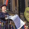 Am Freitag hat Stadtbüttel Gottfried Voigt traditionell den Fischertag auf dem Marktplatz ausgerufen. Für Musik sorgte die Musikkapelle Amendingen die Gäste unterhielt. Die Bewirtung der Gäste übernahmen Gruppen des Fischtagsvereins. 

Weitere Informationen finden Sie auf allgäuer-zeitung.de.