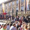 Am Freitag hat Stadtbüttel Gottfried Voigt traditionell den Fischertag auf dem Marktplatz ausgerufen. Für Musik sorgte die Musikkapelle Amendingen die Gäste unterhielt. Die Bewirtung der Gäste übernahmen Gruppen des Fischtagsvereins. 

Weitere Informationen finden Sie auf allgäuer-zeitung.de.