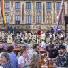 Am Freitag hat Stadtbüttel Gottfried Voigt traditionell den Fischertag auf dem Marktplatz ausgerufen. Für Musik sorgte die Musikkapelle Amendingen die Gäste unterhielt. Die Bewirtung der Gäste übernahmen Gruppen des Fischtagsvereins. 

Weitere Informationen finden Sie auf allgäuer-zeitung.de.