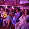 Seit 60 Jahren steht die britische Pop-Rock- und Beat-Band The Hollies mittlerweile auf den Bühnen der Welt. Zum Jubiläum spielten die Musiklegenden jetzt einen Gig in der Stadthalle Memmingen. Für die Fans gab es natürlich Klassiker wie "Bus Stop", "Carrie Anne" und "He ain't heavy, he's my Brother".