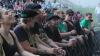 Die amerikanische Folk-Punkband "Dropkick Murphys" heizte tausenden Fans am Residenzplatz in Kempten ordentlich ein. Die 4.000 Fans konnten endlich wieder ausgelassen feiern. Der rasante und mitreissende Punkrock mit eingängigen Rhythmen animierte zum Trinken und Mitgrölen. Tin Whistle, Mandoline und Banjo, die für den Irish Folk typisch sind, dienen den Murphys eher als untermalendes Beiwerk. Zuvor spielten Jesse Ahern und "Booze and Glory". Punkt elf Uhr musste Schluß sein mit dem Open Air, damit auch die Anwohner Schlaf finden konnten.