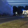 Am Donnerstagabend gegen 21:45 Uhr fing ein Auto in der Augsburger Straße in Kaufbeuren im Bereich des Motorraums Feuer. Durch den Einsatz der Feuerwehr Kaufbeuren konnte der Wagen gelöscht werden, bevor er in Vollbrand geriet. 
Fahrer hatte GlückDer Fahrer konnte das Auto glücklicherweise rechtzeitig verlassen und blieb unverletzt. Als Brandursache vermutet die Polizei einen technischen Defekt im Motorraum. Die Polizei sperrte den betroffenen Straßenabschnitt für etwa eine Stunde.
[video]https://www.youtube.com/watch?v=7pUSrVf1Xd8[/video]