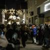 Einem alten Brauch zufolge treiben am Abend des 5. und 6. Dezember in der ganzen Stadt wilde "Rumpelklausen" ihr Unwesen. Mit dicken Pelzen vermummt, geschmückt mit Geweihen, Hörnern und riesigen Kuhschellen ziehen die Klausen durch die Stadt. Mit Ruten laufen sie in Gruppen umher und schlagen nach den Schaulustigen.
