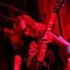 Seit über vier Jahrzehnten prägen "Grave Digger" die internationale Heavy-Metal- Szene. Ihren 40. Geburtstag feiert die Band derzeit mit einer Deutschlandtour. Mit dabei sind auch die Bands "Cellar Stone" und "Mystic Prophecy". Am Samstag machten die Musiker Station im Kaminwerk Memmingen. 
Viele Zuschauer verfolgen KonzertIn diesem Jahr werden es bereits 43 Jahre "Grave Digger". Die deutsche Metal-Band ist mit ihrer aktuellen "Knights & Riots" Tour in Deutschland unterwegs. Die Band aus Gladbeck um Sänger Chris Boltendahl war am Samstag im Kaminwerk Memmingen zu Gast und sorgte für mächtig Stimmung unter den Zuschauern, die trotz der widrigen Wetterverhältnissen zahlreich erschienen waren.Metal-Power aus dem AllgäuIm Vorprogramm von "Grave Digger" zeigte die Power-Metal-Band "Mystic Prophecy" um Sänger RD Liapakis aus Bad Grönenbach, was sie drauf hat. Für die Allgäuer war das aber nicht der einzige Auftritt in diesem Jahr im Kaminwerk. Am 17. Mai werden sie dort ihr neues Album vorstellen, unterstützt von "Hammer King". Die Fans können sich außerdem auf 100 Liter Freibier freuen. Hoher WiedererkennungswertSeit 2018 gibt es die griechische Band "Cellar Stone". Im Kaminwerk präsentierte die Band nun einige Songs aus ihren beiden Alben, die mittlerweile auf dem Markt sind. Die Mischung aus 80er Jahre Rock und derzeitigem Rock prägt sich relativ schnell ein und hat Wiedererkennungswert.