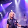 Seit über vier Jahrzehnten prägen "Grave Digger" die internationale Heavy-Metal- Szene. Ihren 40. Geburtstag feiert die Band derzeit mit einer Deutschlandtour. Mit dabei sind auch die Bands "Cellar Stone" und "Mystic Prophecy". Am Samstag machten die Musiker Station im Kaminwerk Memmingen. 
Viele Zuschauer verfolgen KonzertIn diesem Jahr werden es bereits 43 Jahre "Grave Digger". Die deutsche Metal-Band ist mit ihrer aktuellen "Knights & Riots" Tour in Deutschland unterwegs. Die Band aus Gladbeck um Sänger Chris Boltendahl war am Samstag im Kaminwerk Memmingen zu Gast und sorgte für mächtig Stimmung unter den Zuschauern, die trotz der widrigen Wetterverhältnissen zahlreich erschienen waren.Metal-Power aus dem AllgäuIm Vorprogramm von "Grave Digger" zeigte die Power-Metal-Band "Mystic Prophecy" um Sänger RD Liapakis aus Bad Grönenbach, was sie drauf hat. Für die Allgäuer war das aber nicht der einzige Auftritt in diesem Jahr im Kaminwerk. Am 17. Mai werden sie dort ihr neues Album vorstellen, unterstützt von "Hammer King". Die Fans können sich außerdem auf 100 Liter Freibier freuen. Hoher WiedererkennungswertSeit 2018 gibt es die griechische Band "Cellar Stone". Im Kaminwerk präsentierte die Band nun einige Songs aus ihren beiden Alben, die mittlerweile auf dem Markt sind. Die Mischung aus 80er Jahre Rock und derzeitigem Rock prägt sich relativ schnell ein und hat Wiedererkennungswert.