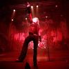 Seit über vier Jahrzehnten prägen "Grave Digger" die internationale Heavy-Metal- Szene. Ihren 40. Geburtstag feiert die Band derzeit mit einer Deutschlandtour. Mit dabei sind auch die Bands "Cellar Stone" und "Mystic Prophecy". Am Samstag machten die Musiker Station im Kaminwerk Memmingen. 
Viele Zuschauer verfolgen KonzertIn diesem Jahr werden es bereits 43 Jahre "Grave Digger". Die deutsche Metal-Band ist mit ihrer aktuellen "Knights & Riots" Tour in Deutschland unterwegs. Die Band aus Gladbeck um Sänger Chris Boltendahl war am Samstag im Kaminwerk Memmingen zu Gast und sorgte für mächtig Stimmung unter den Zuschauern, die trotz der widrigen Wetterverhältnissen zahlreich erschienen waren.Metal-Power aus dem AllgäuIm Vorprogramm von "Grave Digger" zeigte die Power-Metal-Band "Mystic Prophecy" um Sänger RD Liapakis aus Bad Grönenbach, was sie drauf hat. Für die Allgäuer war das aber nicht der einzige Auftritt in diesem Jahr im Kaminwerk. Am 17. Mai werden sie dort ihr neues Album vorstellen, unterstützt von "Hammer King". Die Fans können sich außerdem auf 100 Liter Freibier freuen. Hoher WiedererkennungswertSeit 2018 gibt es die griechische Band "Cellar Stone". Im Kaminwerk präsentierte die Band nun einige Songs aus ihren beiden Alben, die mittlerweile auf dem Markt sind. Die Mischung aus 80er Jahre Rock und derzeitigem Rock prägt sich relativ schnell ein und hat Wiedererkennungswert.
