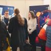 Zum siebten Mal fand am Samstag, 11. Februar 2023 die Messe "Freiraum" in der Memminger Stadthalle statt. Die Messe "Freiraum" steht für Job, Bildung und Gründung. Über 60 regionale Arbeitgeber und Bildungsinstitute informieren und beraten mit ihren Experten über Job und Karrieremöglichkeiten. 
"Jobwall" mit StellenangebotenFür Suchende nach einem passenden Arbeitsplatz standen die Bundesagentur für Arbeit und die Interessenvertretung 50+ zur Verfügung. Es gab außerdem eine "Jobwall", die einen Überblick über die aktuellen Stellenangebote geboten hat, und dabei die Möglichkeit, sich direkt bei den ausstellenden Firmen vor Ort zu bewerben. Auch bot sich ein Vortragsprogramm an, bei dem Referenten über Themen wie Fachkräftemangel, Wandel in Zeiten der Digitalisierung und berufliche Neuorientierung berieten.