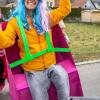 Nach vier Jahren Pause gab es am Samstag den 6. Günzer Karnevalszug. Bei fast frühlingshaftem Wetter zogen 350 Teilnehmer - von Kindergartenkindern bis hin zu den Wilden 70-ern - mit liebevoll gestalteten Kostümen und Wagen die Dorfstraße lang. Das Kinderprinzenpaar Paula I. und Timo I. haben von ihrer Burg aus den fast 4.000 Zuschauern zugewinkt. Für die musikalische Unterstützung im Zug sorgten die Westerheimer Musikanten und die Laub'ner Blasmusik.
 
Fotos: Thomas Weigert
 
 
 