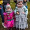 Nach vier Jahren Pause gab es am Samstag den 6. Günzer Karnevalszug. Bei fast frühlingshaftem Wetter zogen 350 Teilnehmer - von Kindergartenkindern bis hin zu den Wilden 70-ern - mit liebevoll gestalteten Kostümen und Wagen die Dorfstraße lang. Das Kinderprinzenpaar Paula I. und Timo I. haben von ihrer Burg aus den fast 4.000 Zuschauern zugewinkt. Für die musikalische Unterstützung im Zug sorgten die Westerheimer Musikanten und die Laub'ner Blasmusik.
 
Fotos: Thomas Weigert
 
 
 