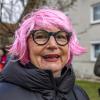 Nach vier Jahren Pause gab es am Samstag den 6. Günzer Karnevalszug. Bei fast frühlingshaftem Wetter zogen 350 Teilnehmer - von Kindergartenkindern bis hin zu den Wilden 70-ern - mit liebevoll gestalteten Kostümen und Wagen die Dorfstraße lang. Das Kinderprinzenpaar Paula I. und Timo I. haben von ihrer Burg aus den fast 4.000 Zuschauern zugewinkt. Für die musikalische Unterstützung im Zug sorgten die Westerheimer Musikanten und die Laub'ner Blasmusik.
 
Fotos: Thomas Weigert
 
 
 