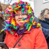 Nach vier Jahren Pause gab es am Samstag den 6. Günzer Karnevalszug. Bei fast frühlingshaftem Wetter zogen 350 Teilnehmer - von Kindergartenkindern bis hin zu den Wilden 70-ern - mit liebevoll gestalteten Kostümen und Wagen die Dorfstraße lang. Das Kinderprinzenpaar Paula I. und Timo I. haben von ihrer Burg aus den fast 4.000 Zuschauern zugewinkt. Für die musikalische Unterstützung im Zug sorgten die Westerheimer Musikanten und die Laub'ner Blasmusik.
 
Fotos: Thomas Weigert
 
 
 