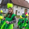 Nach vier Jahren Pause gab es am Samstag den 6. Günzer Karnevalszug. Bei fast frühlingshaftem Wetter zogen 350 Teilnehmer - von Kindergartenkindern bis hin zu den Wilden 70-ern - mit liebevoll gestalteten Kostümen und Wagen die Dorfstraße lang. Das Kinderprinzenpaar Paula I. und Timo I. haben von ihrer Burg aus den fast 4.000 Zuschauern zugewinkt. Für die musikalische Unterstützung im Zug sorgten die Westerheimer Musikanten und die Laub'ner Blasmusik.
 
Fotos: Thomas Weigert
 
 
 