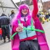 Nach vier Jahren Pause gab es am Samstag den 6. Günzer Karnevalszug. Bei fast frühlingshaftem Wetter zogen 350 Teilnehmer - von Kindergartenkindern bis hin zu den Wilden 70-ern - mit liebevoll gestalteten Kostümen und Wagen die Dorfstraße lang. Das Kinderprinzenpaar Paula I. und Timo I. haben von ihrer Burg aus den fast 4.000 Zuschauern zugewinkt. Für die musikalische Unterstützung im Zug sorgten die Westerheimer Musikanten und die Laub'ner Blasmusik.
 
Fotos: Thomas Weigert
 
 
 