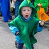 Nach vier Jahren Pause gab es am Samstag den 6. Günzer Karnevalszug. Bei fast frühlingshaftem Wetter zogen 350 Teilnehmer - von Kindergartenkindern bis hin zu den Wilden 70-ern - mit liebevoll gestalteten Kostümen und Wagen die Dorfstraße lang. Das Kinderprinzenpaar Paula I. und Timo I. haben von ihrer Burg aus den fast 4.000 Zuschauern zugewinkt. Für die musikalische Unterstützung im Zug sorgten die Westerheimer Musikanten und die Laub'ner Blasmusik.
 
Fotos: Thomas Weigert
 
 
 