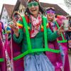 Nach vier Jahren Pause gab es am Samstag den 6. Günzer Karnevalszug. Bei fast frühlingshaftem Wetter zogen 350 Teilnehmer - von Kindergartenkindern bis hin zu den Wilden 70-ern - mit liebevoll gestalteten Kostümen und Wagen die Dorfstraße lang. Das Kinderprinzenpaar Paula I. und Timo I. haben von ihrer Burg aus den fast 4.000 Zuschauern zugewinkt. Für die musikalische Unterstützung im Zug sorgten die Westerheimer Musikanten und die Laub'ner Blasmusik.
 
Fotos: Thomas Weigert
 
 
 