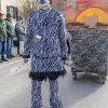 Nach vier Jahren Pause gab es am Samstag den 6. Günzer Karnevalszug. Bei fast frühlingshaftem Wetter zogen 350 Teilnehmer - von Kindergartenkindern bis hin zu den Wilden 70-ern - mit liebevoll gestalteten Kostümen und Wagen die Dorfstraße lang. Das Kinderprinzenpaar Paula I. und Timo I. haben von ihrer Burg aus den fast 4.000 Zuschauern zugewinkt. Für die musikalische Unterstützung im Zug sorgten die Westerheimer Musikanten und die Laub'ner Blasmusik.
 
Fotos: Thomas Weigert
 
 
 