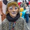 Nach vier Jahren Pause gab es am Samstag den 6. Günzer Karnevalszug. Bei fast frühlingshaftem Wetter zogen 350 Teilnehmer - von Kindergartenkindern bis hin zu den Wilden 70-ern - mit liebevoll gestalteten Kostümen und Wagen die Dorfstraße lang. Das Kinderprinzenpaar Paula I. und Timo I. haben von ihrer Burg aus den fast 4.000 Zuschauern zugewinkt. Für die musikalische Unterstützung im Zug sorgten die Westerheimer Musikanten und die Laub'ner Blasmusik.
 
Fotos: Thomas Weigert
 
 
 