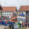 Am Faschingsumzug in Wertach haben am Sonntag 25 Wagen und 26 Fußgruppen teilgenommen. Der Wettergott war den Wertachern auch wohl gesonnen. Es blieb trocken. Einige tausend Zuschauer sahen sich den Umzug an.
 
Fotos: Christian Bischoff