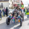Nach vier Jahren Pause gab es am Samstag den 6. Günzer Karnevalszug. Bei fast frühlingshaftem Wetter zogen 350 Teilnehmer - von Kindergartenkindern bis hin zu den Wilden 70-ern - mit liebevoll gestalteten Kostümen und Wagen die Dorfstraße lang. Das Kinderprinzenpaar Paula I. und Timo I. haben von ihrer Burg aus den fast 4.000 Zuschauern zugewinkt. Für die musikalische Unterstützung im Zug sorgten die Westerheimer Musikanten und die Laub'ner Blasmusik.
 
Fotos: Thomas Weigert
 
 
 