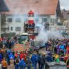 Am Faschingsumzug in Wertach haben am Sonntag 25 Wagen und 26 Fußgruppen teilgenommen. Der Wettergott war den Wertachern auch wohl gesonnen. Es blieb trocken. Einige tausend Zuschauer sahen sich den Umzug an.
 
Fotos: Christian Bischoff