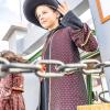 Nach vier Jahren Pause gab es am Samstag den 6. Günzer Karnevalszug. Bei fast frühlingshaftem Wetter zogen 350 Teilnehmer - von Kindergartenkindern bis hin zu den Wilden 70-ern - mit liebevoll gestalteten Kostümen und Wagen die Dorfstraße lang. Das Kinderprinzenpaar Paula I. und Timo I. haben von ihrer Burg aus den fast 4.000 Zuschauern zugewinkt. Für die musikalische Unterstützung im Zug sorgten die Westerheimer Musikanten und die Laub'ner Blasmusik.
 
Fotos: Thomas Weigert
 
 
 