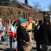 Auch im Oberstaufener Ortsteil Thalkirchdorf wurde - zwar eher klein, aber durchaus fein - Fasching gefeiert. Bei schönstem Frühlingswetter sahen sich am Dienstagnachmittag viele Besucher den Faschingsumzug an, bei dem Hexen, Bienen und kreative Faschingswagen für gute Laune sorgten.
 
 
Fotos: Christian Bischoff