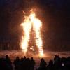 Über 1.000 Besucher sind am Sonntagabend auf den Kalvarienberg in Sonthofen gekommen, um den Fuken zu sehen.