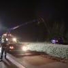 Schwerer Unfall bei Burgau am 12. März 2023 auf der Autobahn A8: Autofahrer verletzt, hoher Sachschaden.