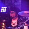 Die Band "Heldmaschine" war am Samstag im Kaminwerk Memmingen zu Gast. Zusammen mit Aeverium feierten die Koblenzer den Abschluss einer gelungenen Tour. Die ein oder andere Einlage durfte dabei nicht fehlen. Die Band ist ein "Nebenprojekt" des Völkerball-Sängers René Anlauff, der am 12. und 13. Januar wieder im Kaminwerk auftritt. Weil die Konzerte regelmäßig ausverkauft sind, hat man dieses Mal zwei Tage angesetzt.
 
Bilder: Daniel Tretter